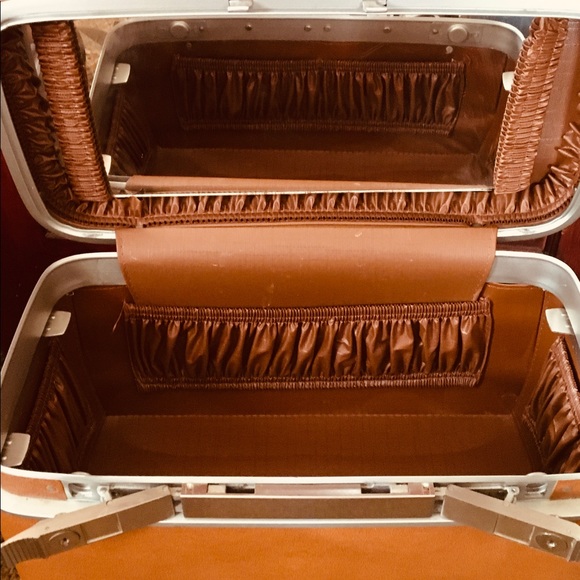 Samsonite Handbags - Price Drop!  Mid Century Samsonite Silhouette Case